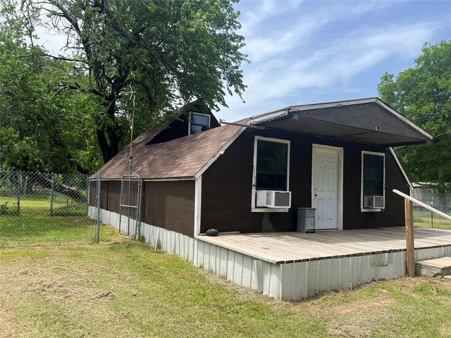 3052 Vz County Road 3810, Wills Point, TX 75169