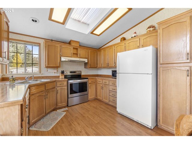 3911 Ne 105TH St, Vancouver, WA 98686