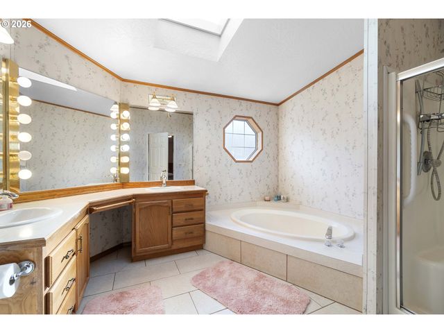 3911 Ne 105TH St, Vancouver, WA 98686