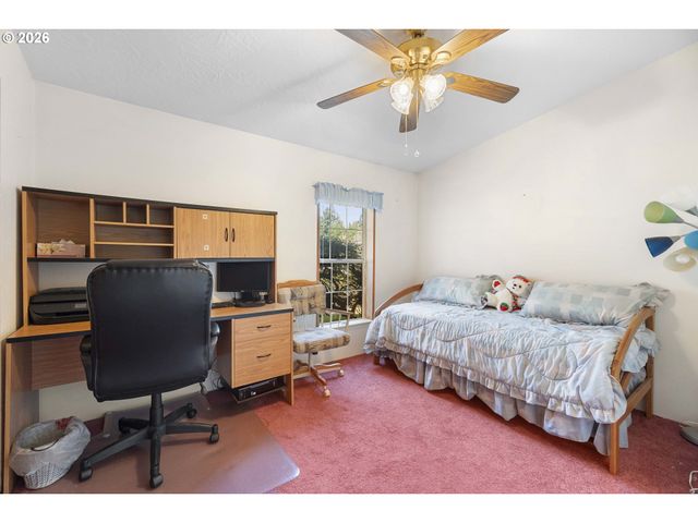 3911 Ne 105TH St, Vancouver, WA 98686