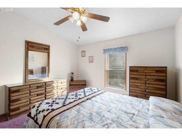 3911 Ne 105TH St, Vancouver, WA 98686