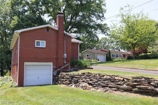 3901 Beaumont Drive, Weirton, WV 26062