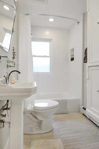 4214 Queen Avenue S, Minneapolis, MN 55410