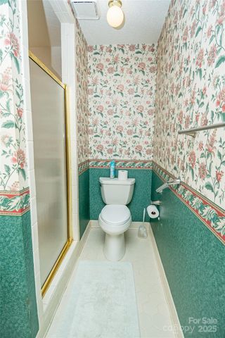 603 NE 29th Avenue 123, Hickory, NC 28601