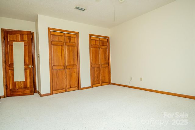 603 NE 29th Avenue 123, Hickory, NC 28601