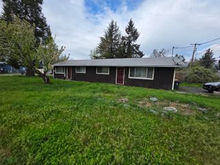 522 SE J Street A & B, Grants Pass, OR 97526