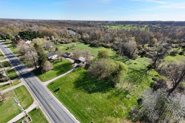8423 Huron River Drive, Dexter, MI 48130
