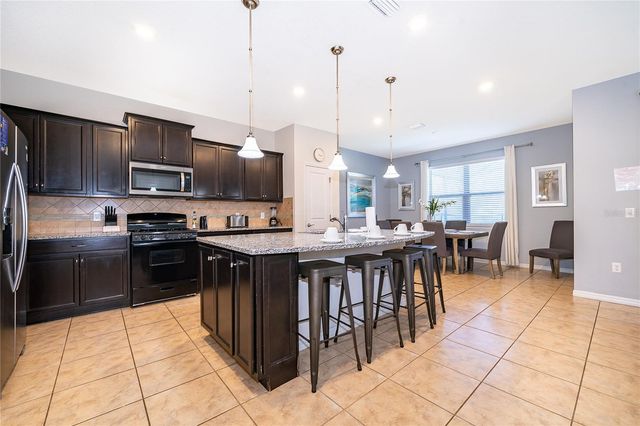 5429 MISTY OAK CIRCLE, Davenport, FL 33837