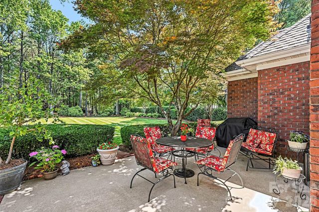 6017 Havencrest Court NW, Concord, NC 28027