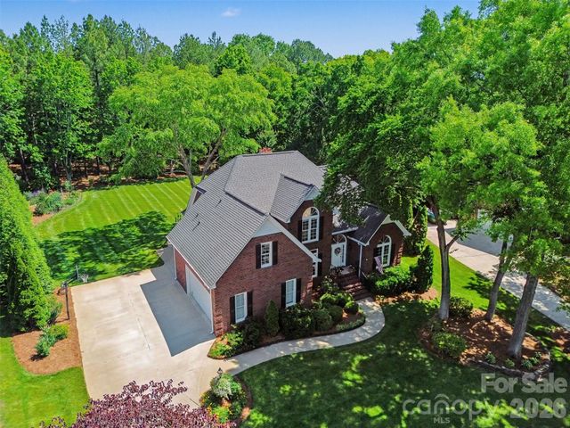 6017 Havencrest Court NW, Concord, NC 28027