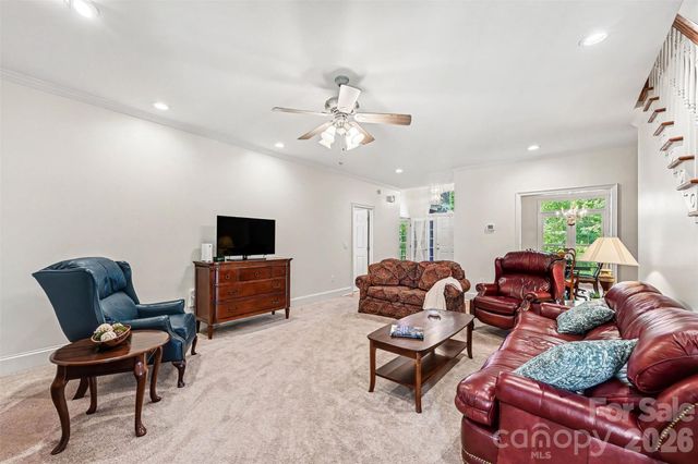 6017 Havencrest Court NW, Concord, NC 28027