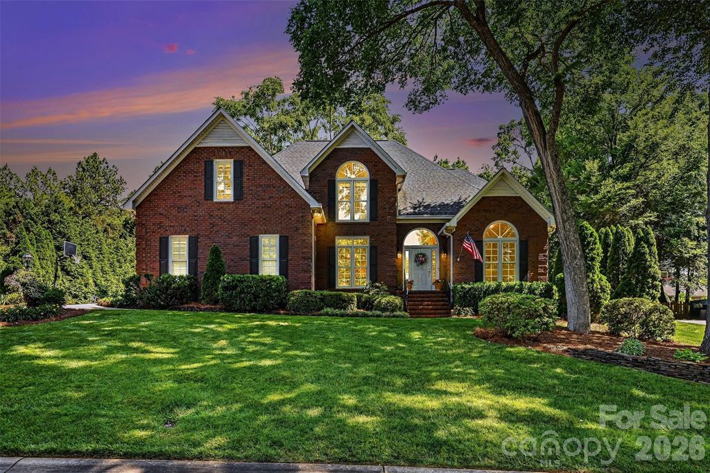 6017 Havencrest Court NW, Concord, NC 28027