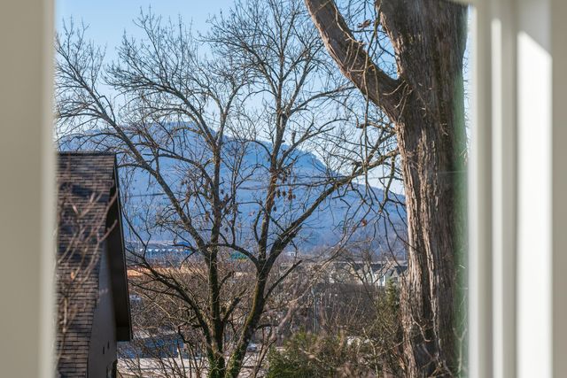 315 Pine Ridge Road, Chattanooga, TN 37405