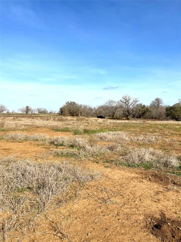 5165 Tenney Creek RD, Luling, TX 78648