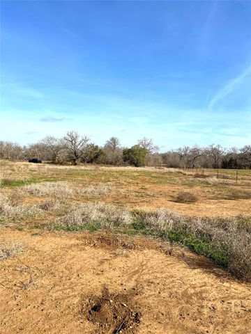 5165 Tenney Creek RD, Luling, TX 78648
