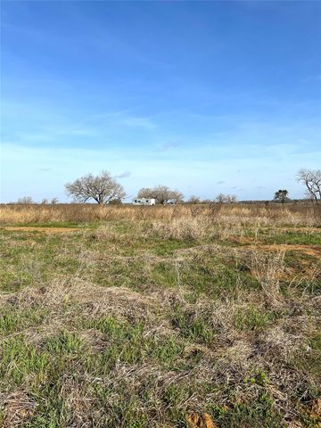 5165 Tenney Creek RD, Luling, TX 78648