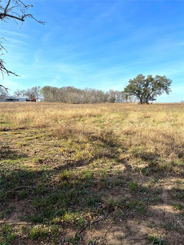 5165 Tenney Creek RD, Luling, TX 78648