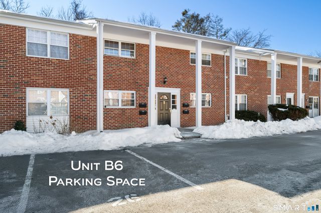 125 Lawn Avenue B6, Stamford, CT 06902