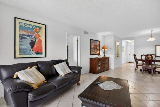 2731 NE 14th Street Causeway 405, Pompano Beach, FL 33062