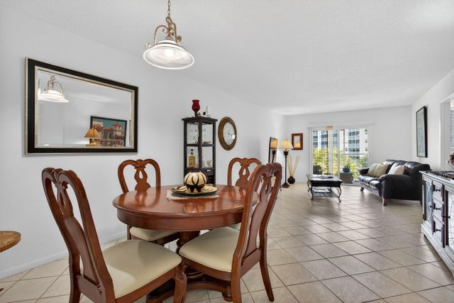 2731 NE 14th Street Causeway 405, Pompano Beach, FL 33062