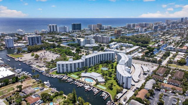 2731 NE 14th Street Causeway 405, Pompano Beach, FL 33062