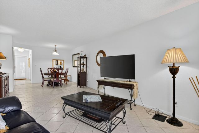 2731 NE 14th Street Causeway 405, Pompano Beach, FL 33062