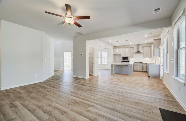 216 Ruthe Cove, Locust Grove, GA 30248