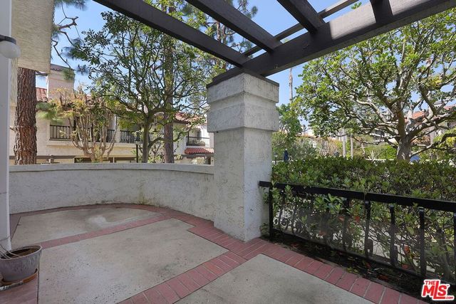 17226 Palisades Circle, Pacific Palisades, CA 90272