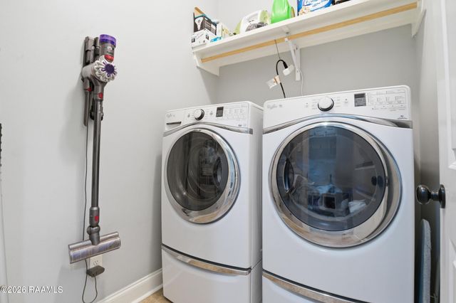 314 Cypress View Drive, Youngsville, LA 70592