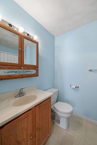 107 Foster St 304, Peabody, MA 01960