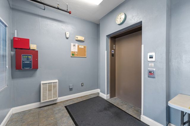 107 Foster St 304, Peabody, MA 01960