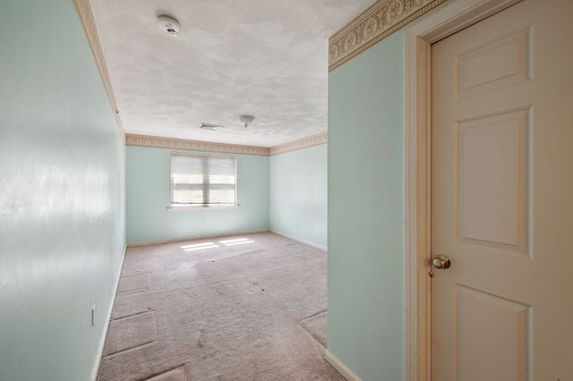 107 Foster St 304, Peabody, MA 01960