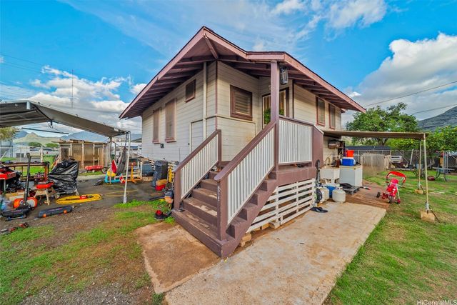 87-879 Apuupuu Road, Waianae, HI 96792