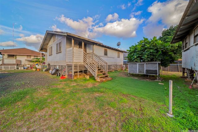 87-879 Apuupuu Road, Waianae, HI 96792