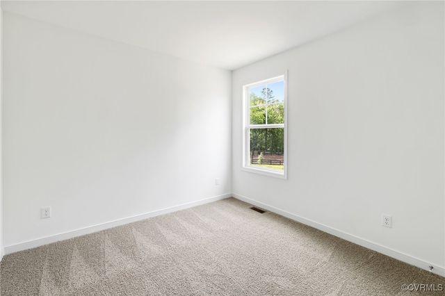 7931 Lyndale Dr, Chesterfield, VA 23235