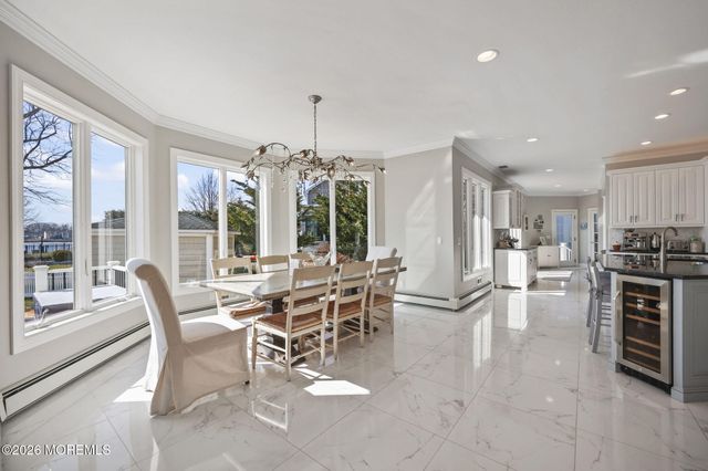 66 Seneca Place, Oceanport, NJ 07757