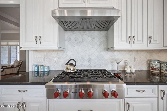 66 Seneca Place, Oceanport, NJ 07757