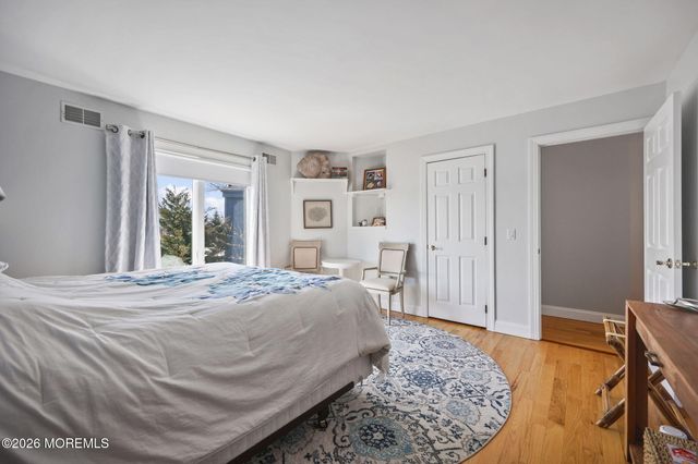 66 Seneca Place, Oceanport, NJ 07757