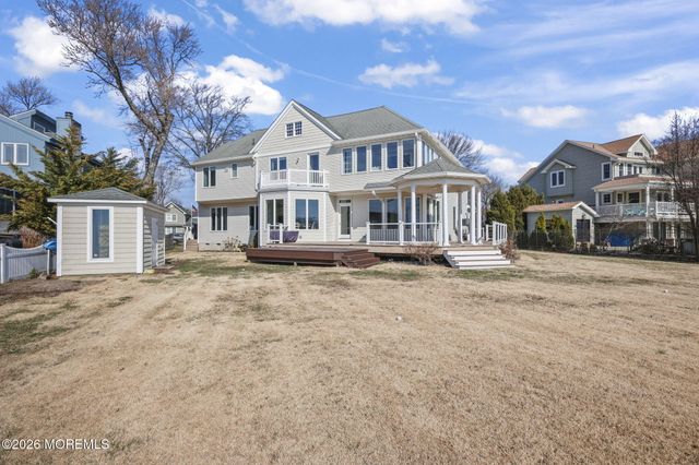 66 Seneca Place, Oceanport, NJ 07757