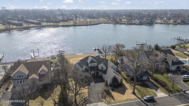 66 Seneca Place, Oceanport, NJ 07757