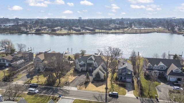 66 Seneca Place, Oceanport, NJ 07757