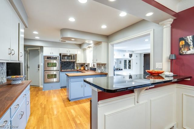 22212 E Byron Road, Shaker Heights, OH 44122