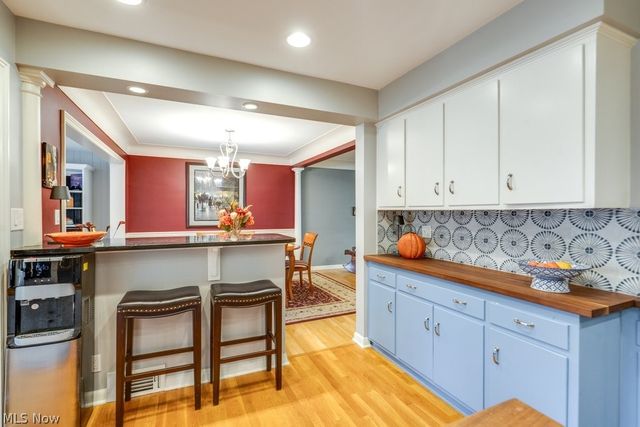 22212 E Byron Road, Shaker Heights, OH 44122