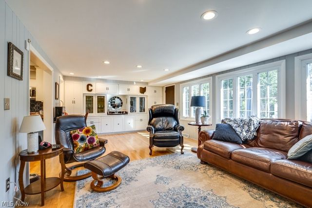 22212 E Byron Road, Shaker Heights, OH 44122