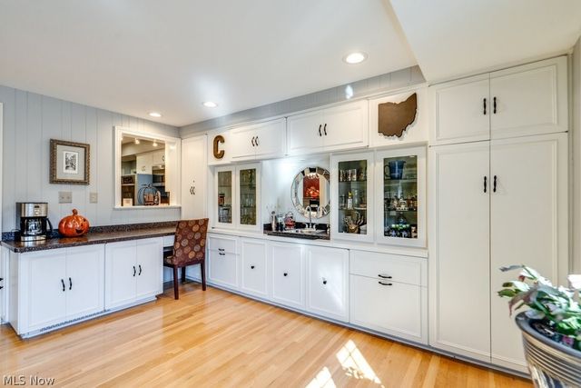 22212 E Byron Road, Shaker Heights, OH 44122