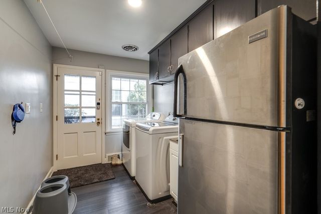 22212 E Byron Road, Shaker Heights, OH 44122