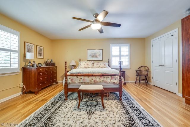 22212 E Byron Road, Shaker Heights, OH 44122
