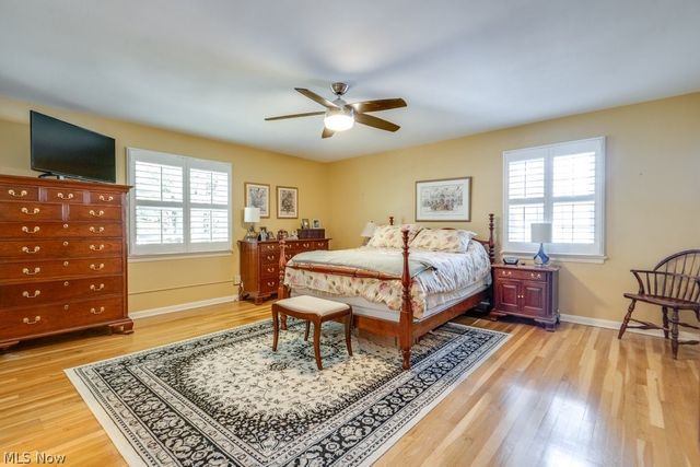 22212 E Byron Road, Shaker Heights, OH 44122