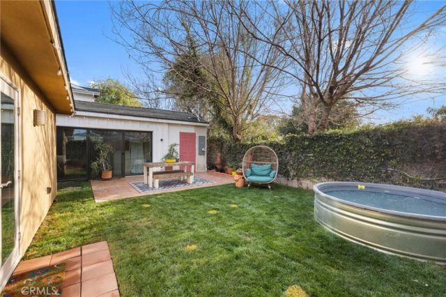 437 N Parish Pl., Burbank, CA 91506