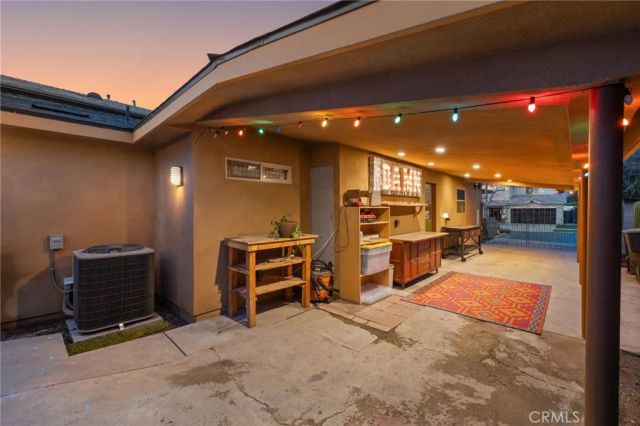 437 N Parish Pl., Burbank, CA 91506